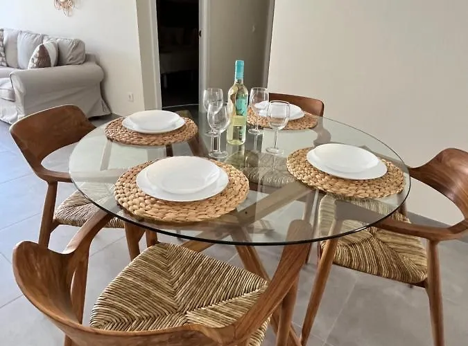 Arena Coral - Main Street - 50m *