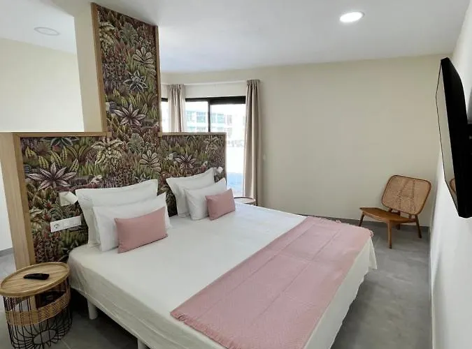 Arena Coral - Main Street - 50m Apartment